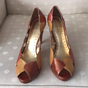 Women’s BCBGirls Shoes EUC